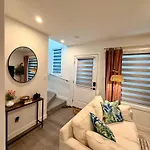2Bed Luxury Suite Downtown