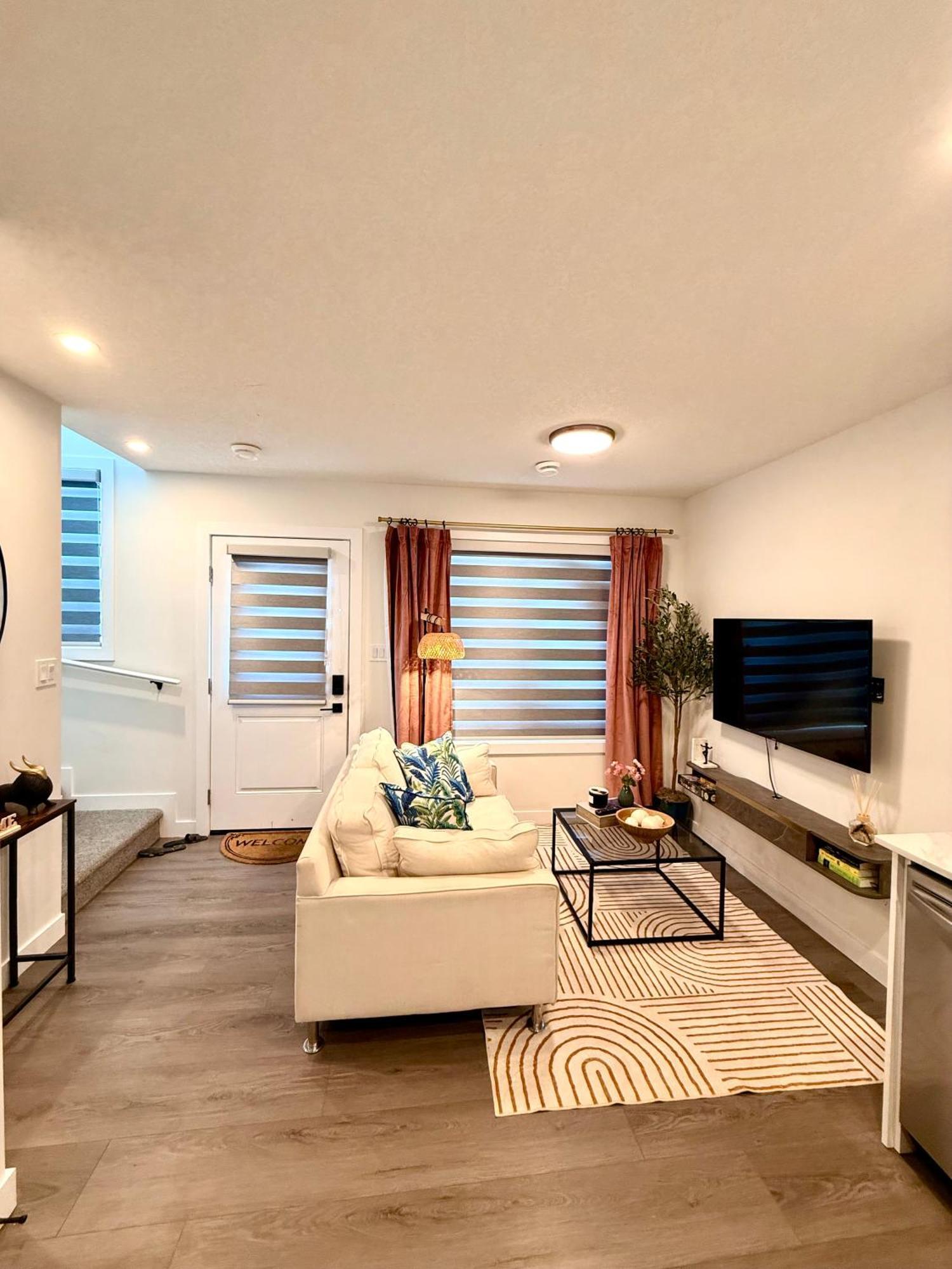 2bed Luxury Downtown * Edmonton