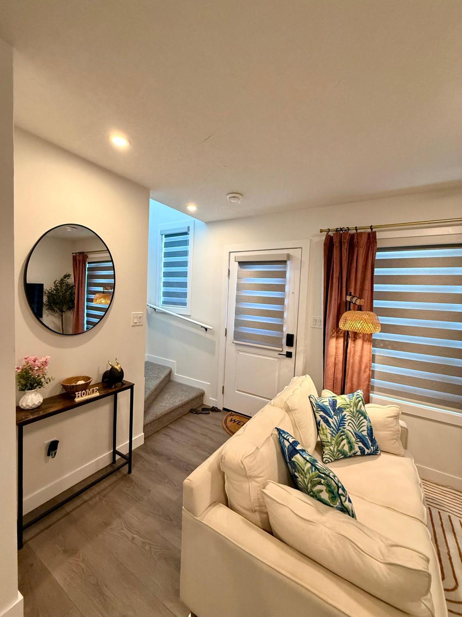 2bed Luxury Downtown Apartment